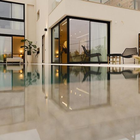 Вілла Destino Residencies Лутракі Екстер'єр фото